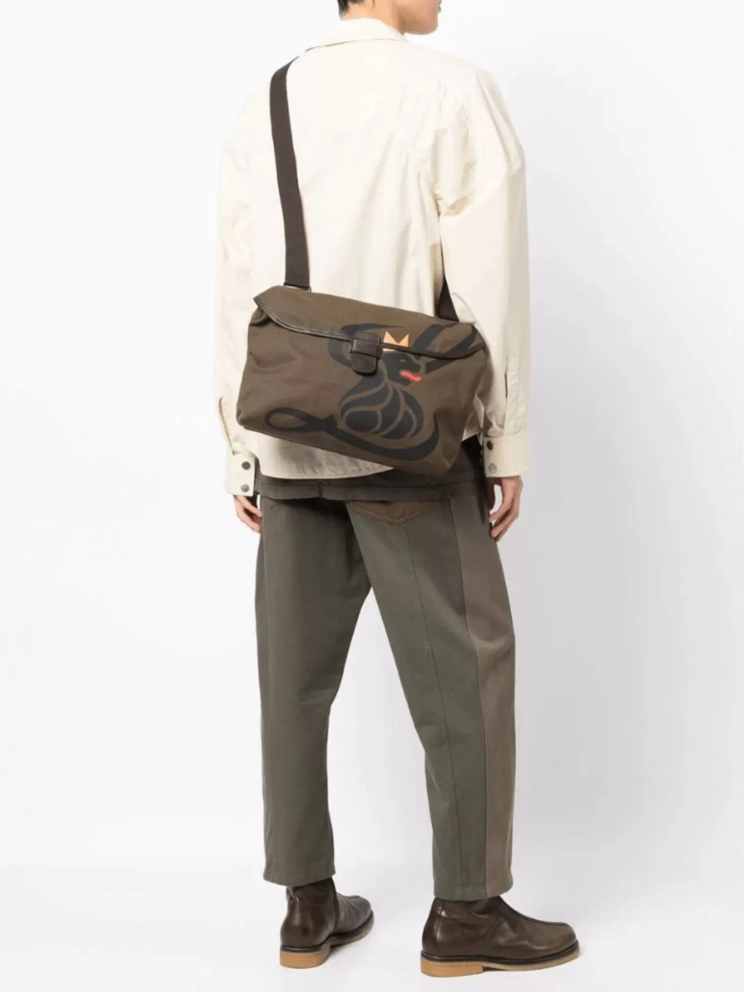 Leathersmith of London CANVAS LION MESSENGER BAG KHAKI Flash Sale