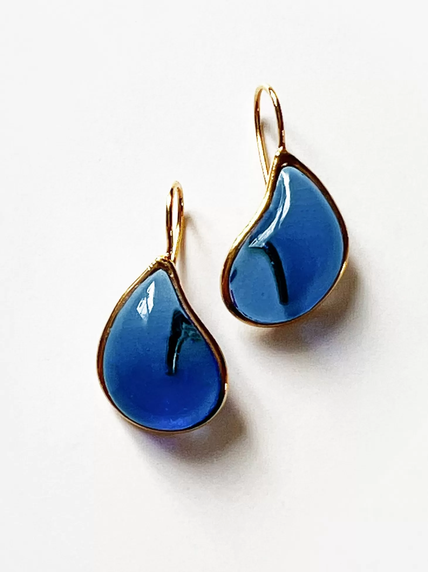 LOULOU DE LA FALAISE LOULOU SIMPLE EARRINGS BLUE New